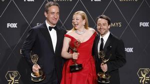 Matthew Macfadyen, Mejor Actor de Reparto en un Drama, Sarah Snook, Mejor Actriz en un Drama y Kieran Culkin, Mejor Actor en un Drama, todos ellos por Succession.