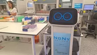 El Hospital de Can Ruti prueba un sistema robotizado para trasladar muestras biológicas