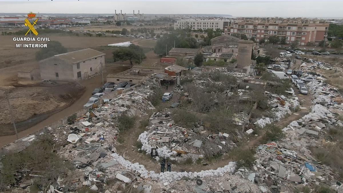 Vertedero ilegal de Son Güells, en Palma.