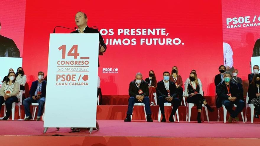 Augusto Hidalgo durante la celebración del 14º Congreso del PSOE de Gran Canaria en Las Palmas de Gran Canaria.