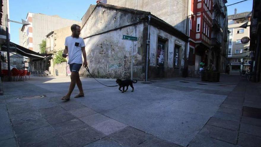 Travesía da Igrexa y de la Travesía de Vea, el corazón de la Zona dos Viños que se humanizará. // Bernabé