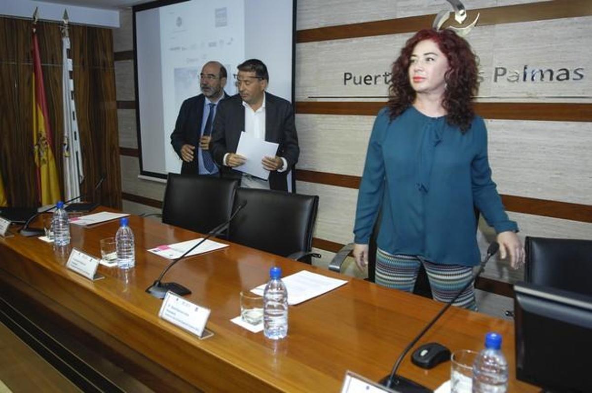 FORO DE INTERNACIONALIZACION DEL PUERTO DE LA ...