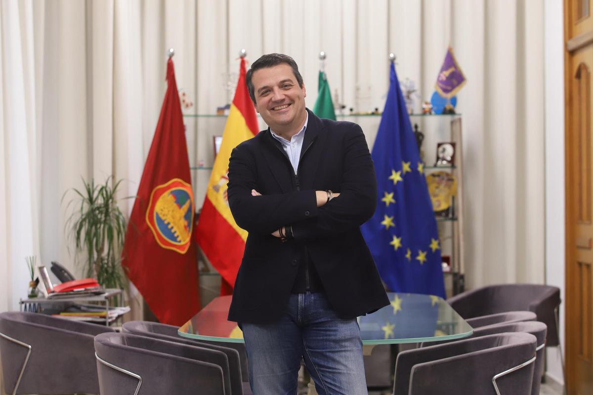 José María Bellido, alcalde de Córdoba, en el despacho de Alcaldía.