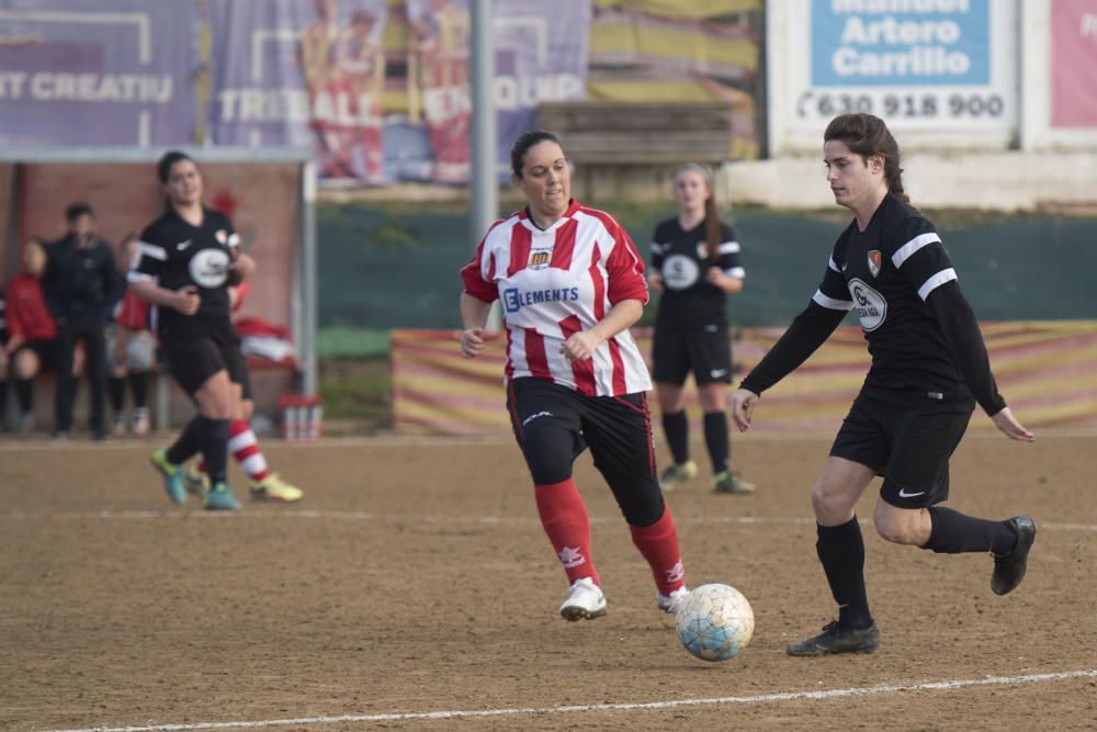 La primera jugadora transsexual catalana debuta a