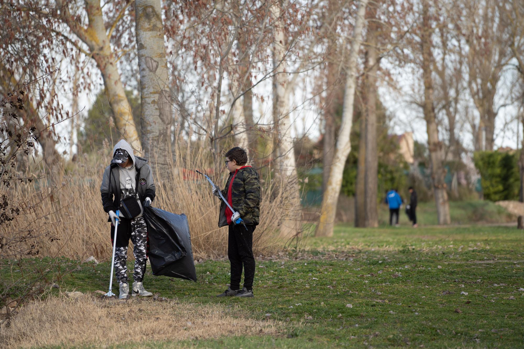 GALERÍA | Así ha sido la recogida de basura en las orillas del Río Duero