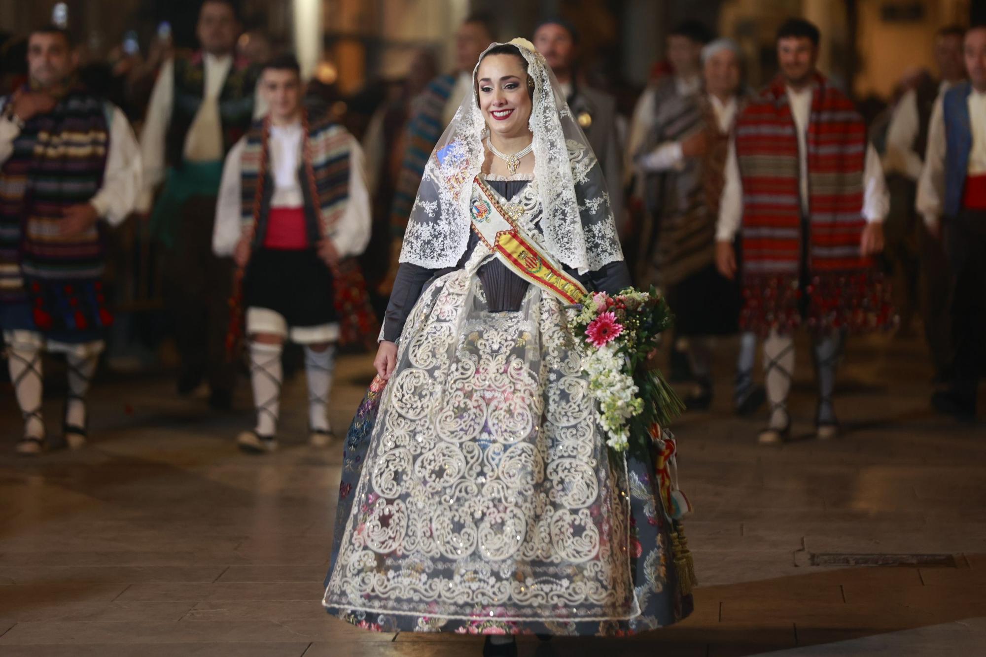 Búscate en el segundo día de ofrenda por la calle Quart (entre las 19:00 a las 20:00 horas)