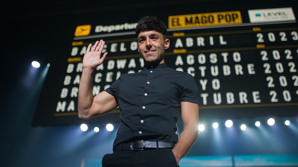 Antonio Díaz, el Mago Pop, en la rueda de prensa donde anunció la compra de un teatro en EEUU y su debut en Broadway.