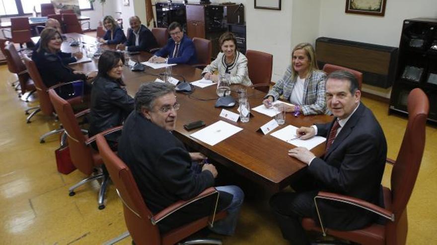 Estas son las caras que regirán las 16 concejalías de Vigo