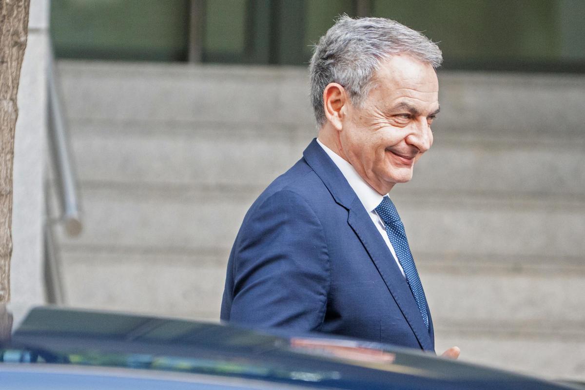 Archivo - El expresidente del Gobierno José Luis Rodríguez Zapatero a su llegada a la Audiencia Nacional, a 17 de junio de 2026, en Madrid (España).