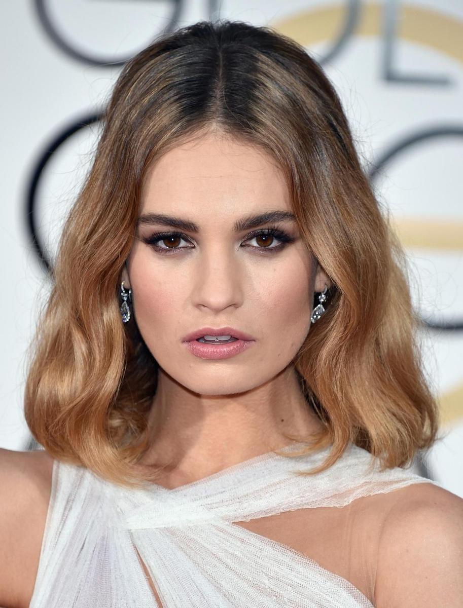 Los mejores 'beauty looks' de los Globos de Oro: Lily James