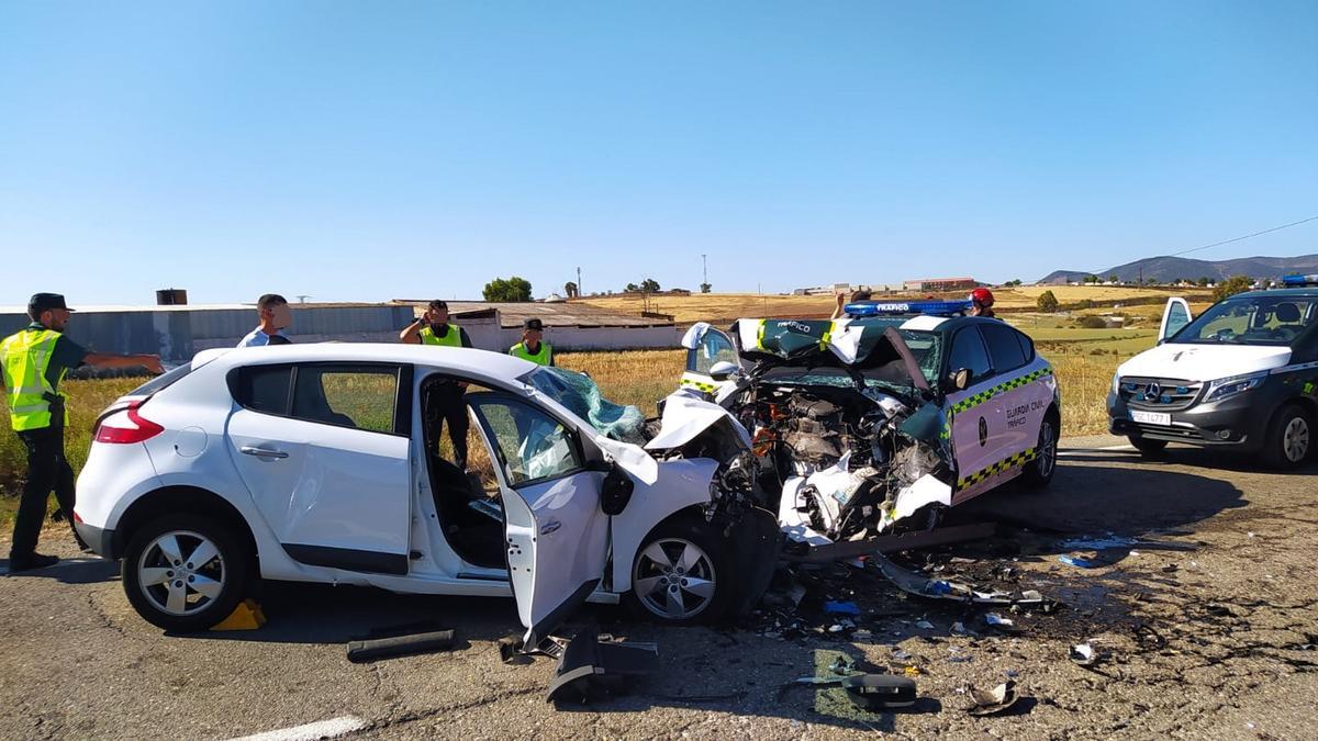 Imagen del accidente difundida por la Asociación Profesional de la Guardia Civil Jucil en sus redes sociales.