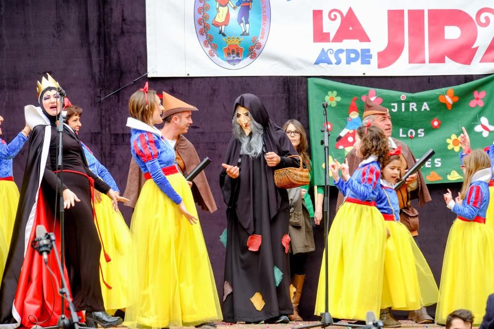 Trece grupos de adultos, jóvenes y niños han participado hoy en esta celebración declarada de Interés Turístico Provincial