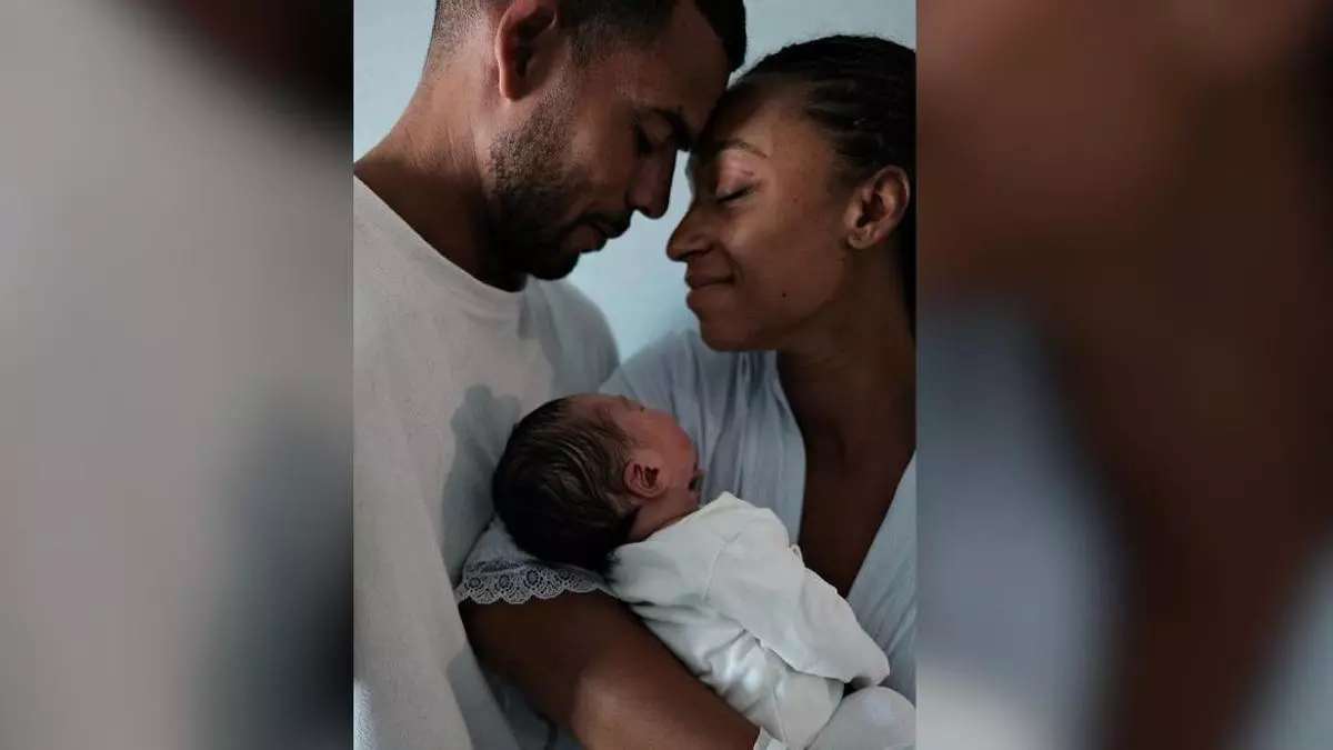 Nace León, el segundo hijo de la atleta gallega Ana Peleteiro