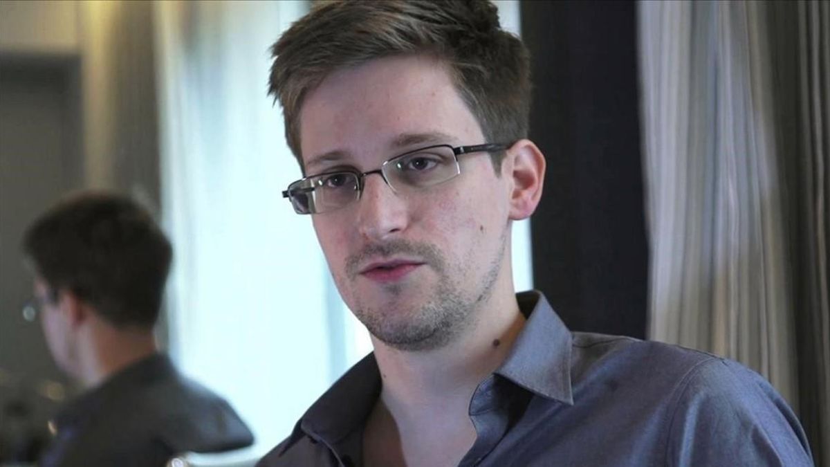 Edward Snowden, el analista de la NSA que denunció un sistema de espionaje global.