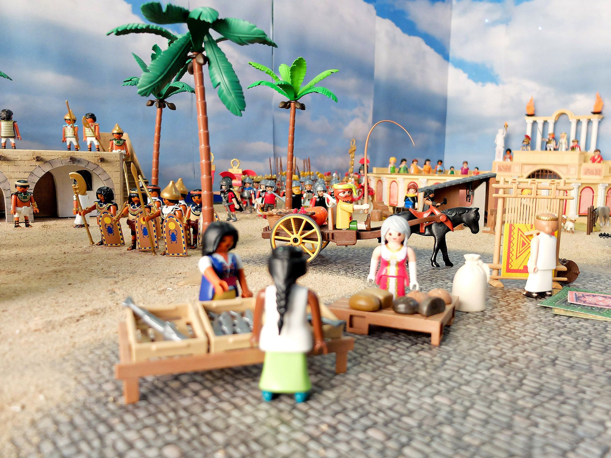 Un gran pessebre de Playmobil a Palau-Saverdera