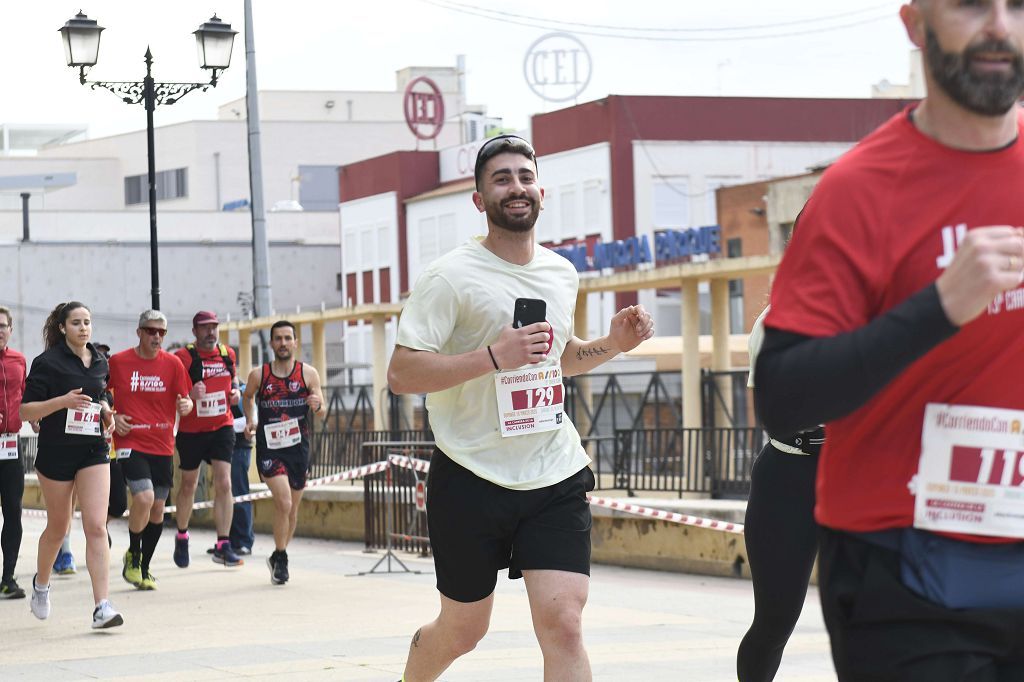 La XIII carrera solidaria Corriendo con Assido, en imágenes