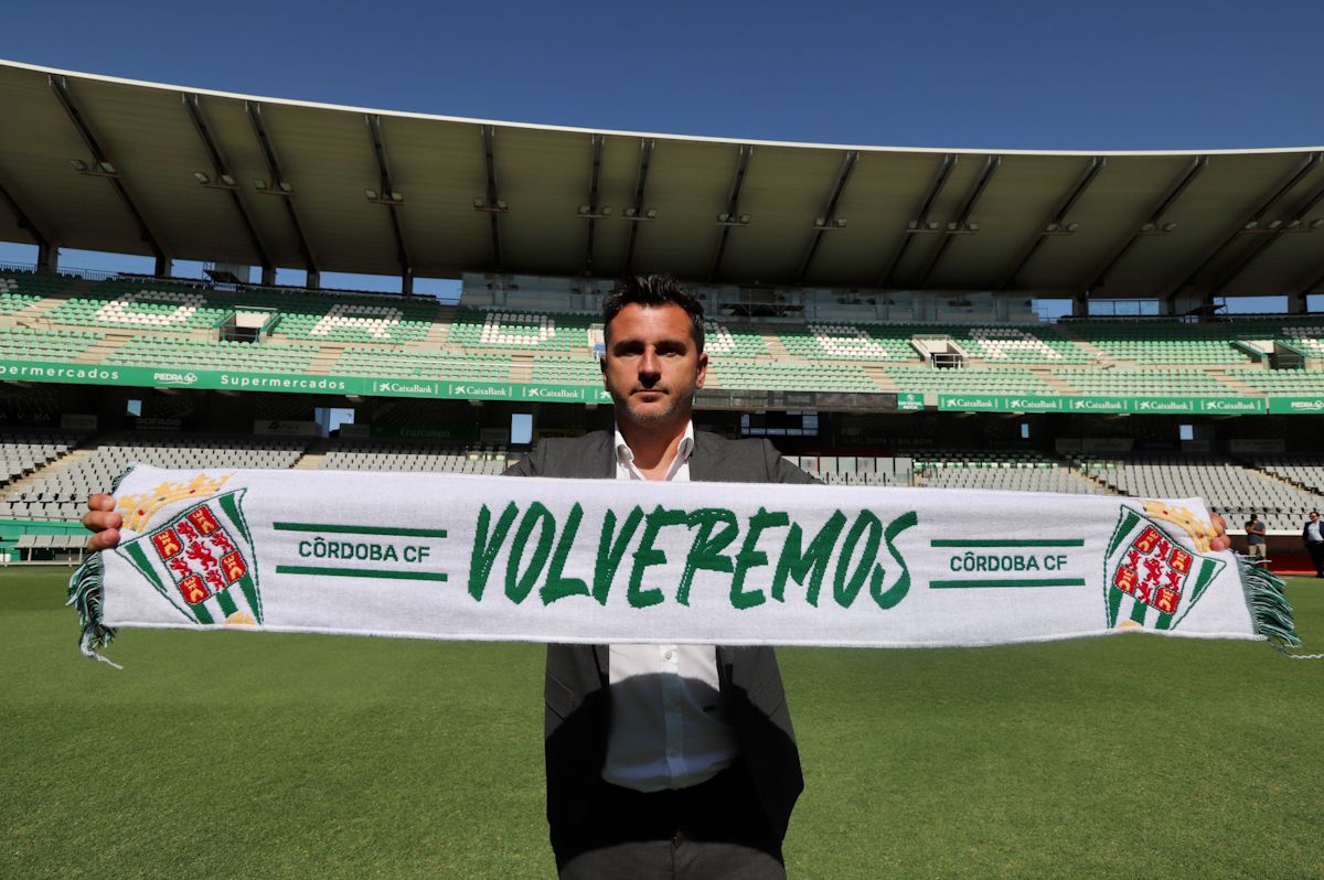 La presentación de Iván Ania en el Córdoba CF, en imágenes