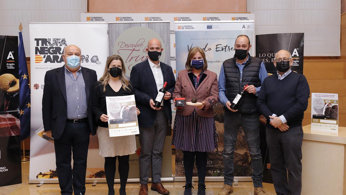 Organización y colaboradores, durante la presentación el pasado lunes.