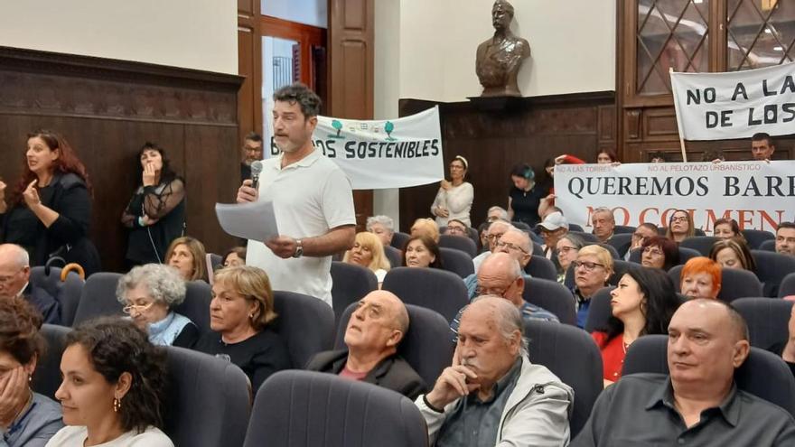 El portavoz vecinal en una intervención