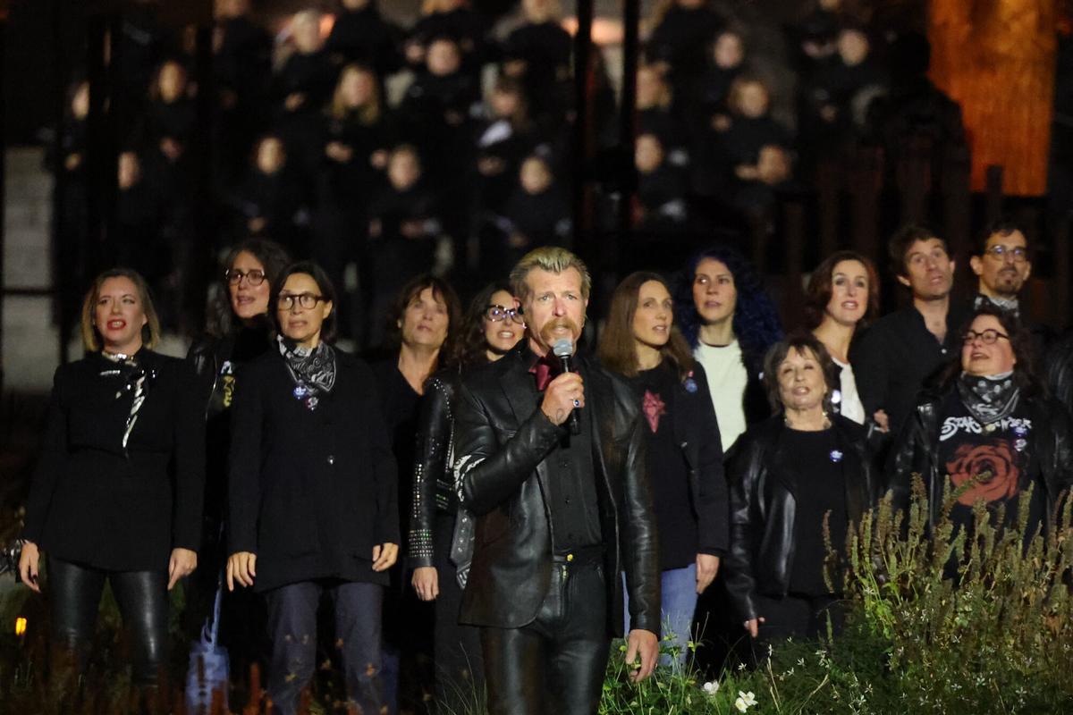 Homenaje a las víctimas de los atentados de Bataclan.