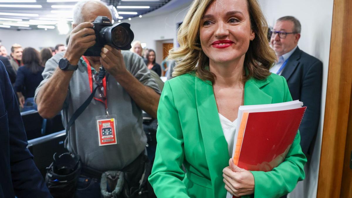 Pilar Alegría en su despedida tras la rueda de prensa del Consejo de Ministros de este martes.