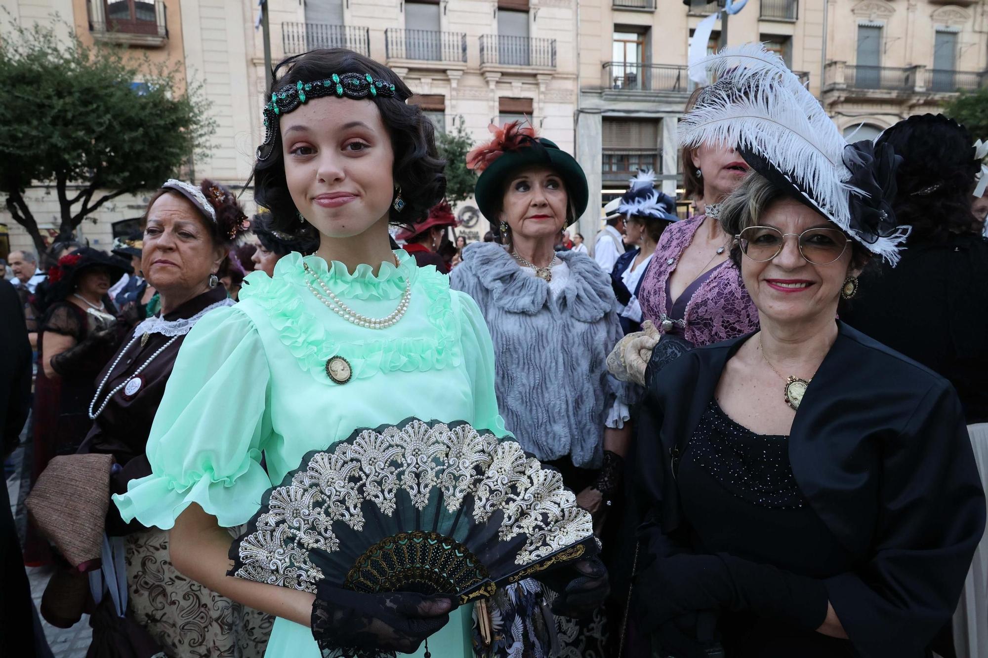 Inicio de la Feria Modernista de Alcoy 2025