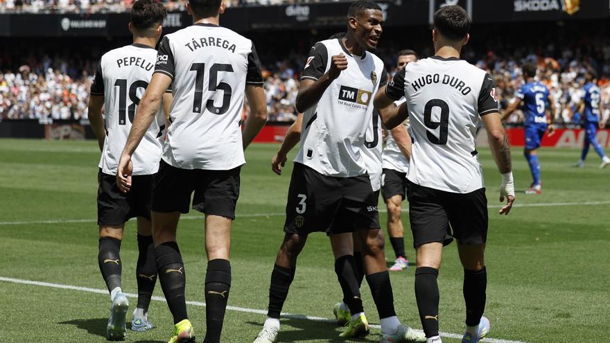 Resumen, goles y highlights del Valencia 3-0 Getafe de la jornada 35 de LaLiga EA Sports