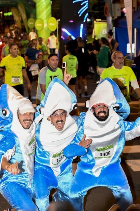 16-11-19 DEPOTES. CALLES DE LA CIUDAD. LAS PALMAS DE GRAN CANARIA. Salida y llegada de la carrera LPA Nigh Run. Fotos: Juan Castro.  | 16/11/2019 | Fotógrafo: Juan Carlos Castro