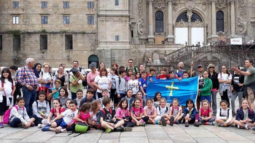 El colegio La Paloma cierra en Santiago su peregrinaje virtual