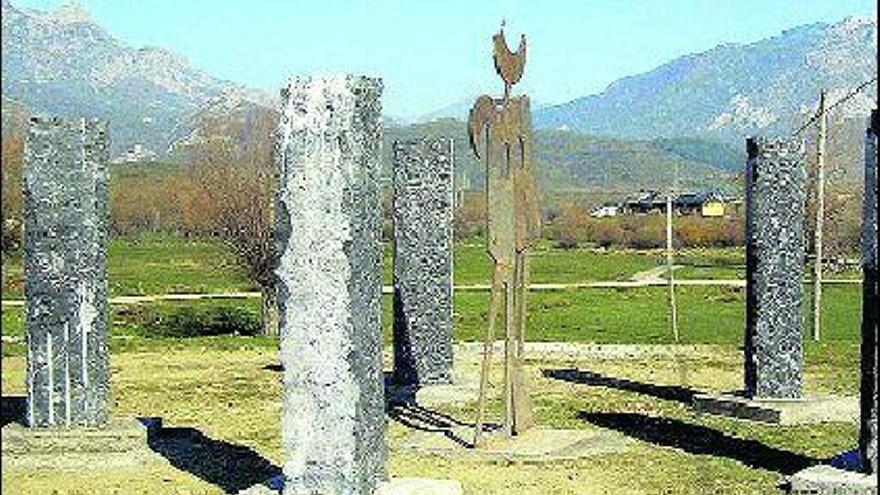 El monumento a las víctimas del franquismo que será inaugurado el sábado en la localidad leonesa de Rodiezmo.