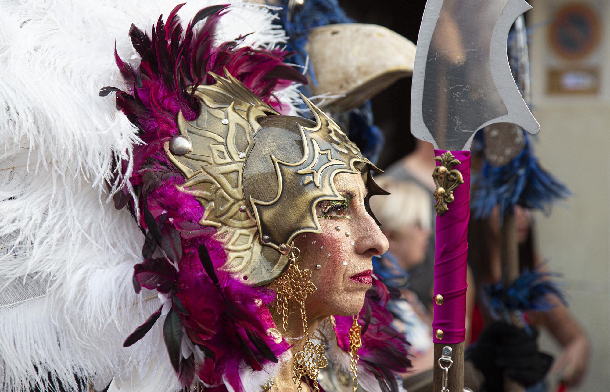 San Blas refuerza su hermanamiento con Alcoy en el pregón de los Moros y Cristianos