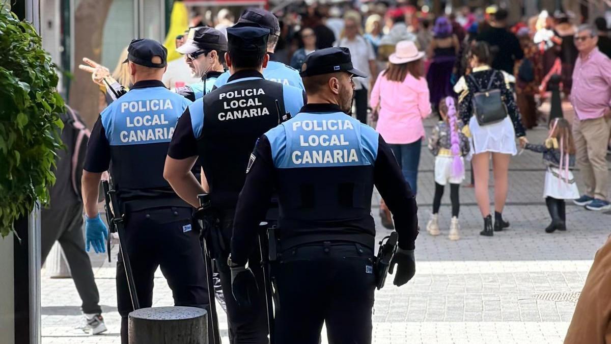 Policías locales de Santa Cruz