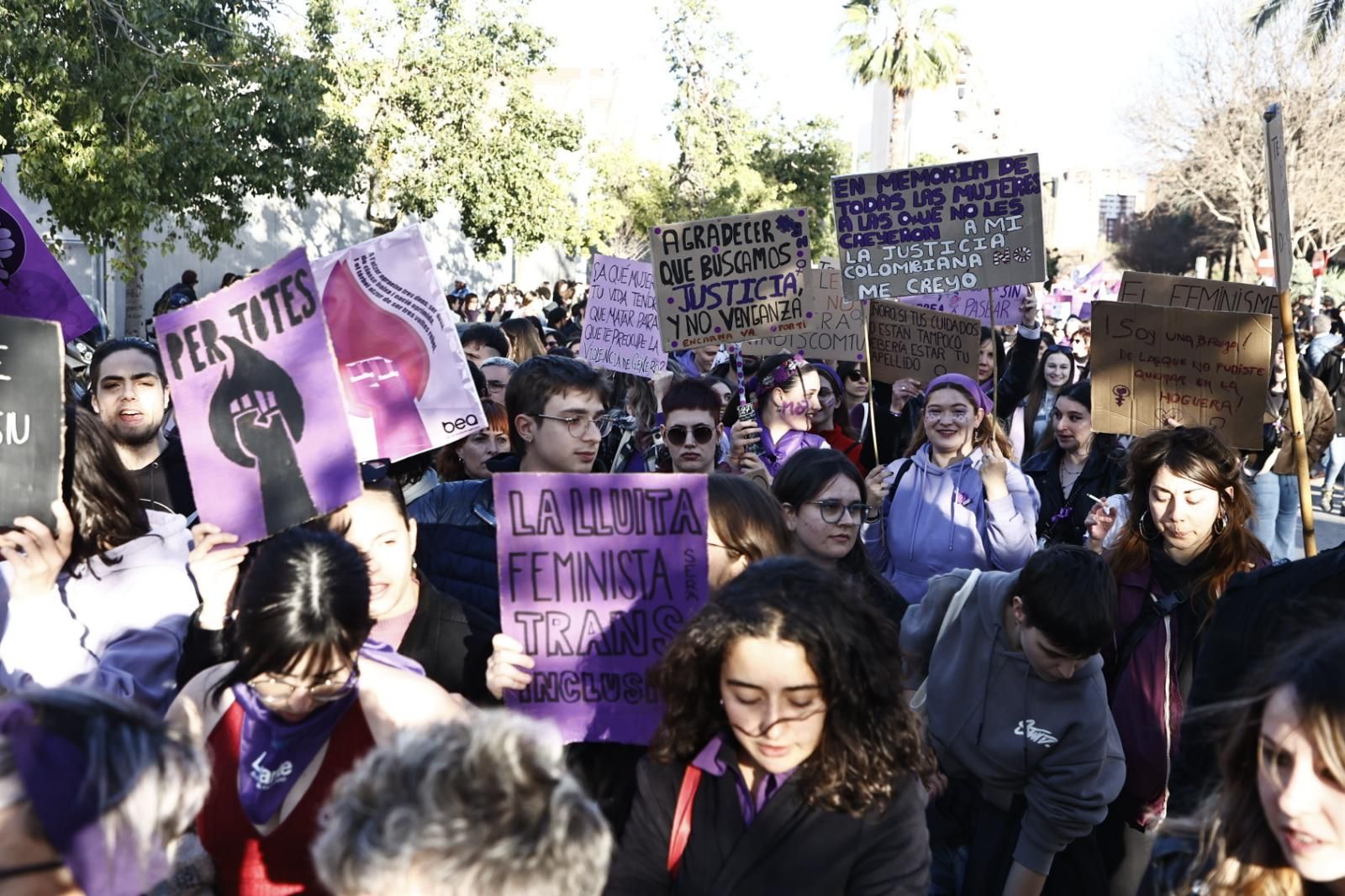 La manifestación de la Asamblea Feminista en València en el 8M