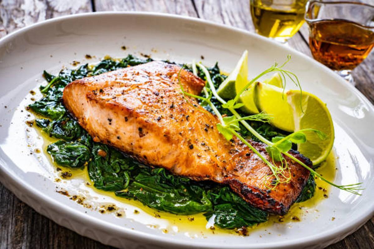 Salmón con espinacas