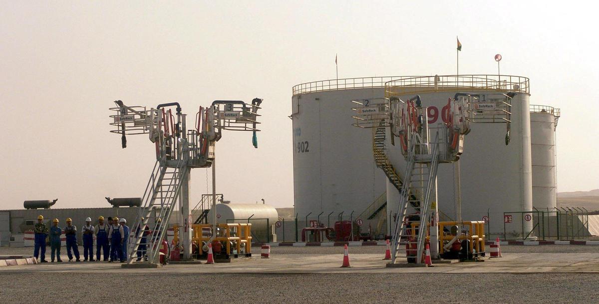 El brent cotiza estable en 88 dólares, pendiente de la liberación de reservas de petróleo