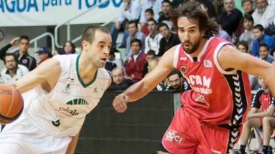 El Unicaja se estrella en Murcia