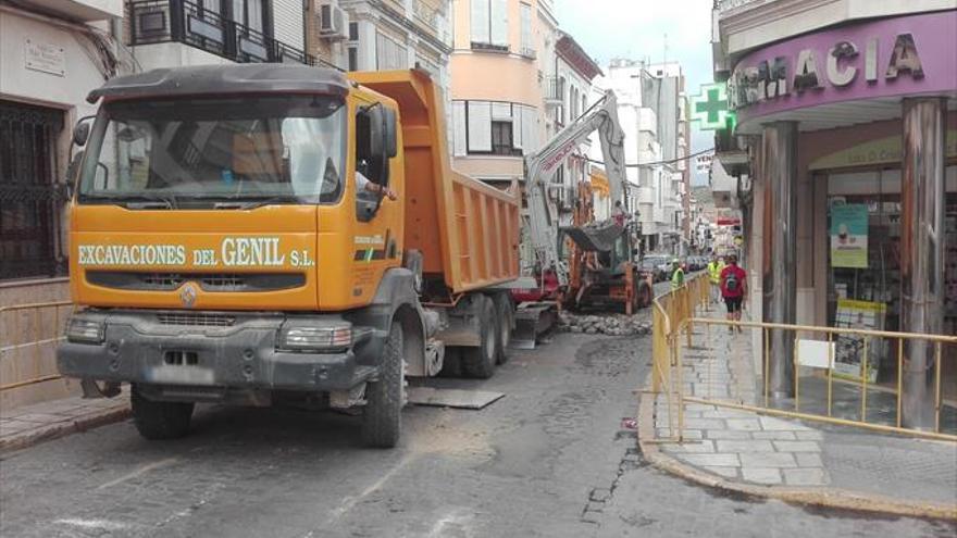 La reforma de la calle Aguilar obliga a cortar la vía 3 meses