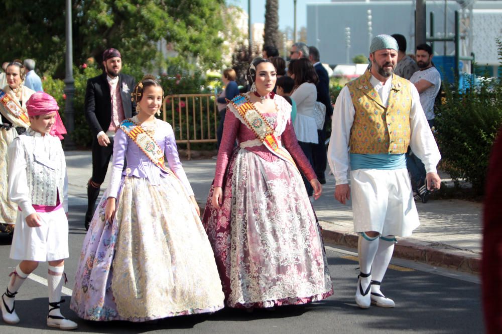 Homenaje a la Senyera de la agrupación de Fallas del Marítim