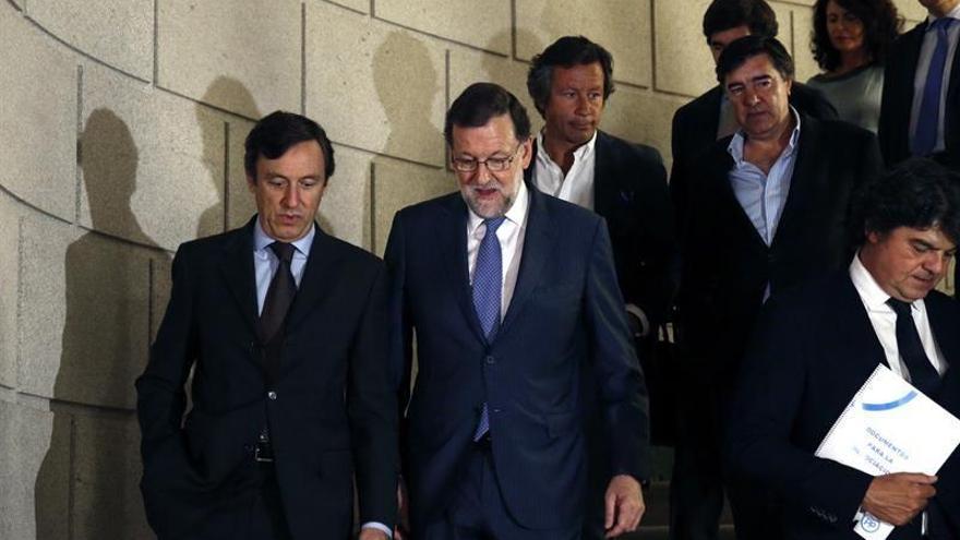 El PP propone aprobar antes de septiembre unos &quot;mínimos urgentes&quot; económicos