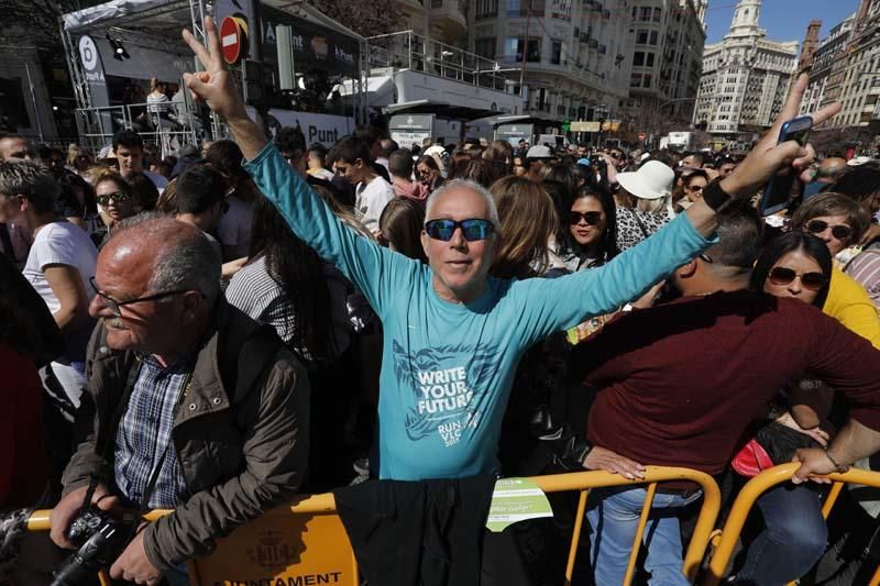 Búscate en la mascletà del 7 de marzo