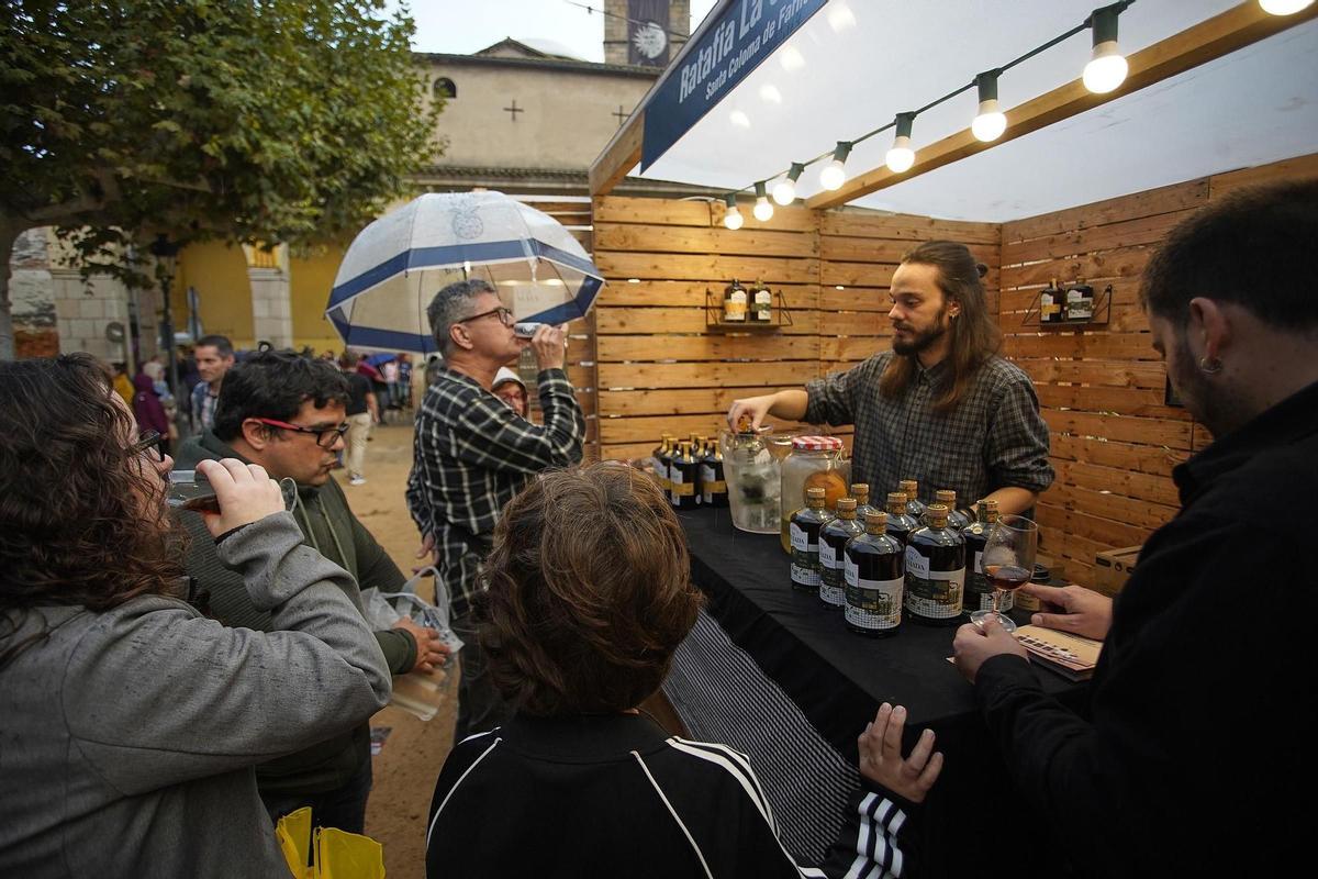 La parada de la cooperativa La Sobirana a la Fira de la Ratafia de Santa Coloma de Farners, l'any passat.