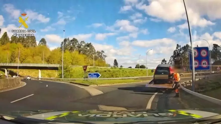 Interceptado cuando circulaba en sentido contrario en una de las entradas a Santiago