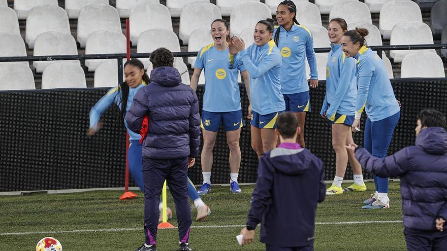 El FC Barcelona femenino entrena para su partido de Supercopa contra el Real Madrid