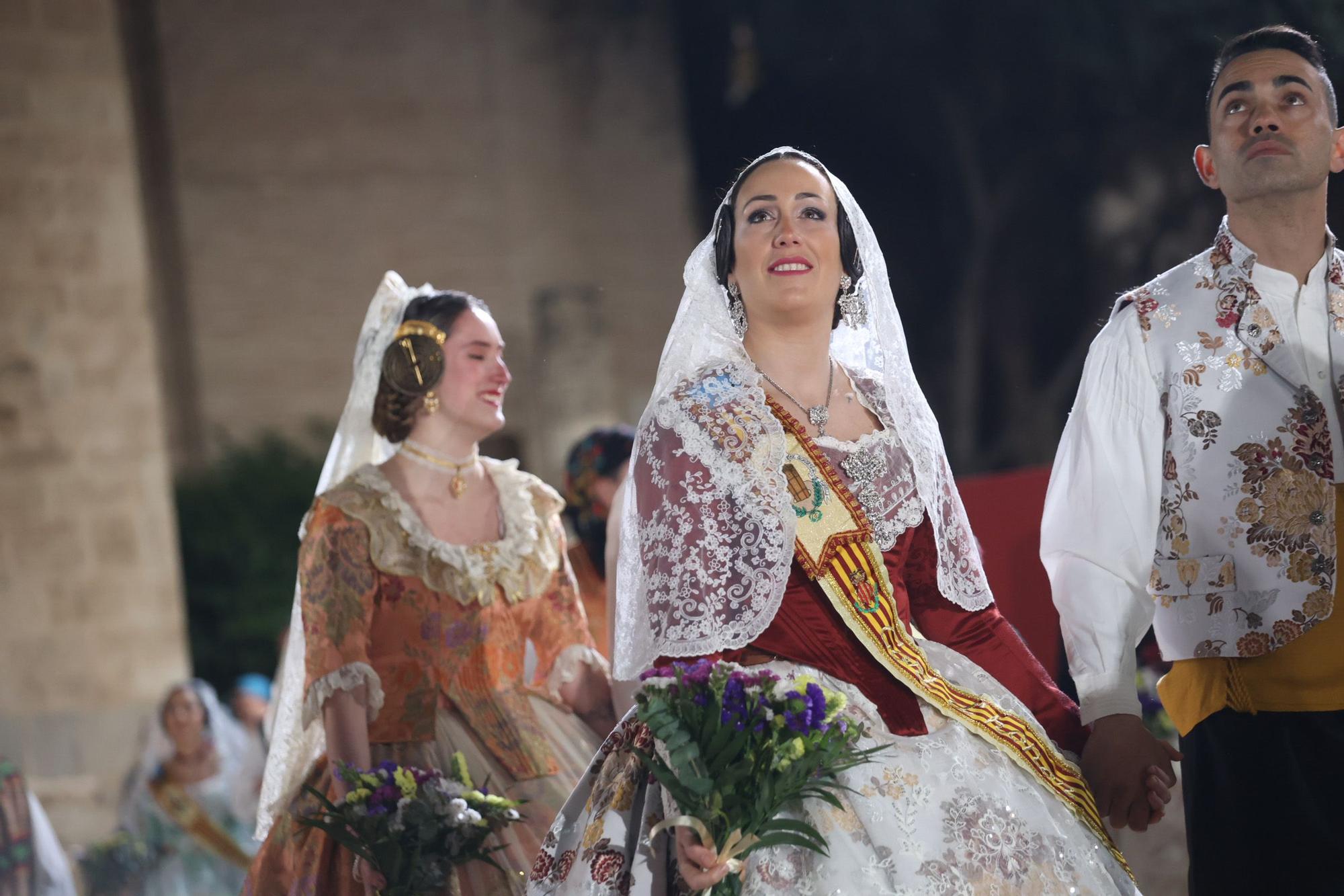 Búscate en el primer día de la Ofrenda en la calle San Vicente entre las 22 y las 23 horas