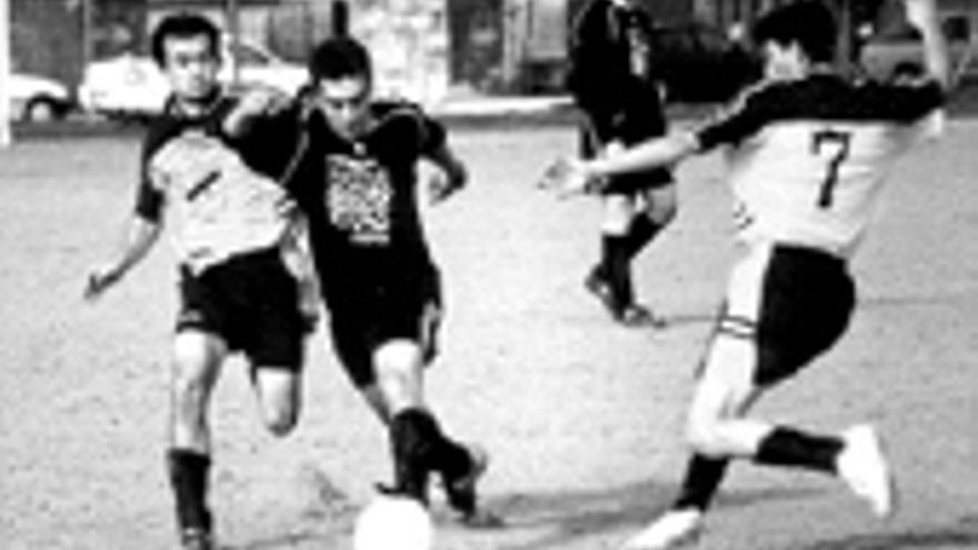 La Asociación de Fútbol Veterano vive una jornada &#039;accidentada&#039;