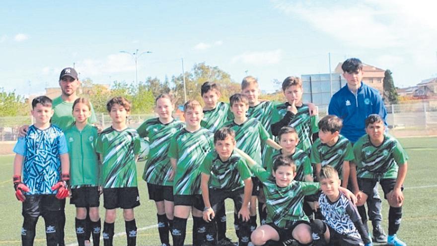 Equipo Alevín de la Escuela Alto Palancia-Alto Mijares impulsada por el Caudiel.