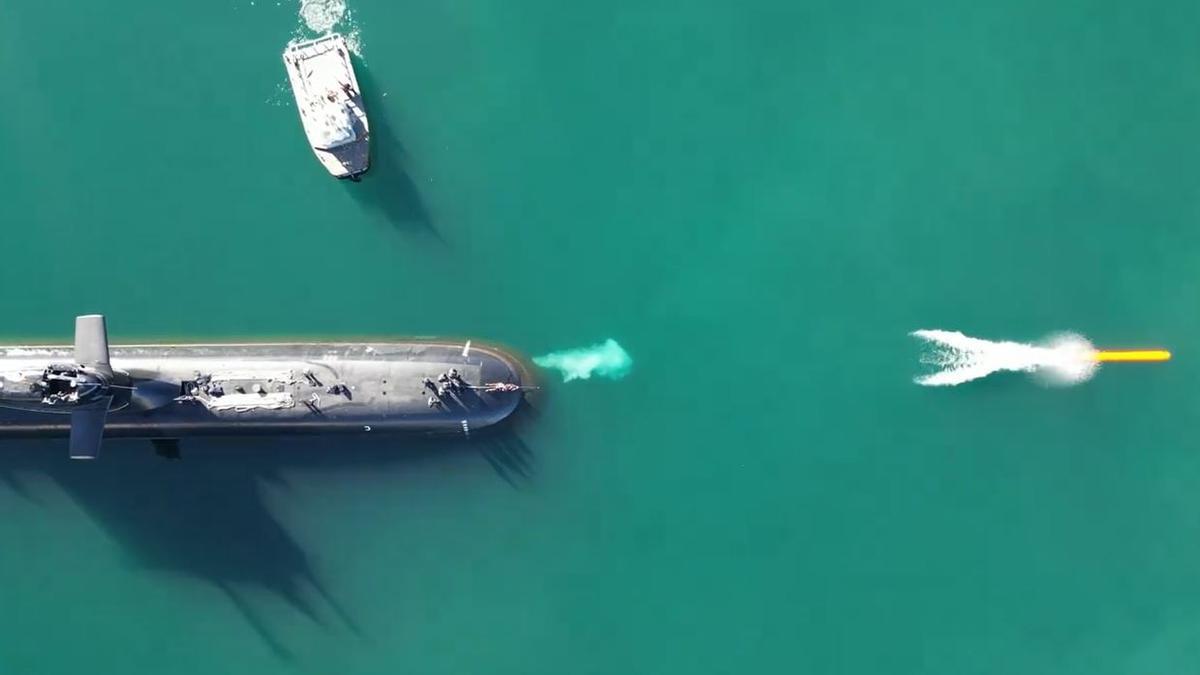 Pruebas de lanzamiento del submarino Isaac Peral