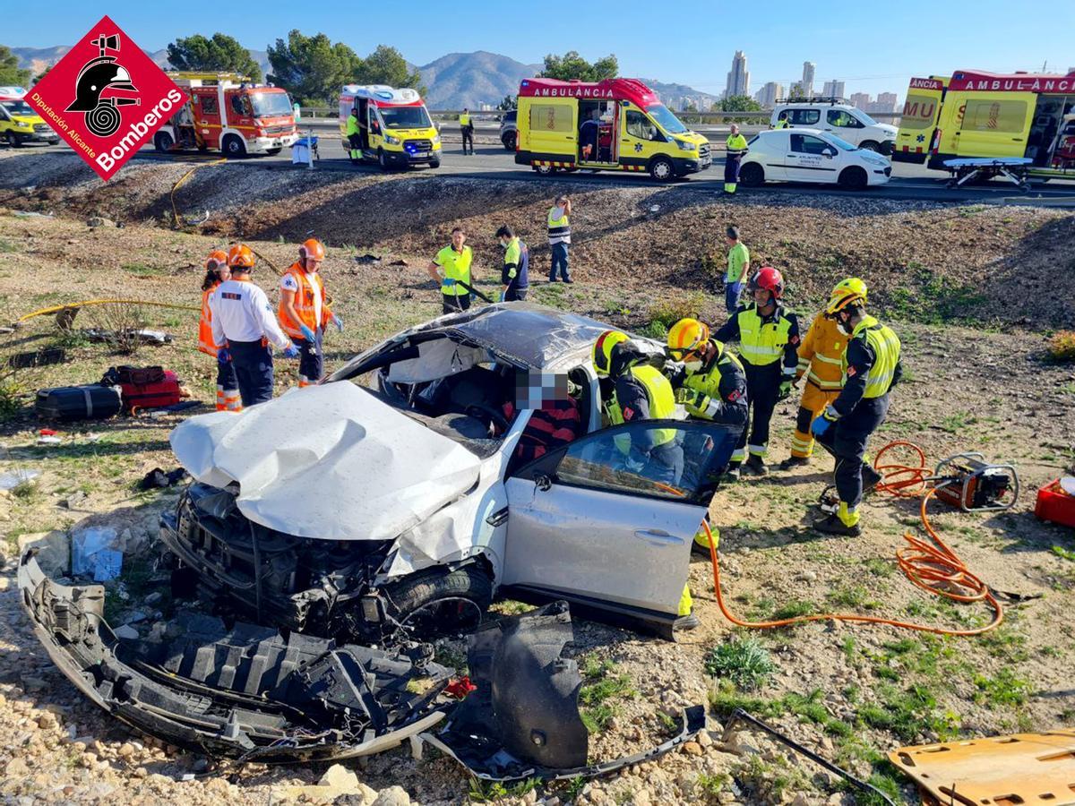 Accidente con tres heridos en la AP-7 de Benidorm