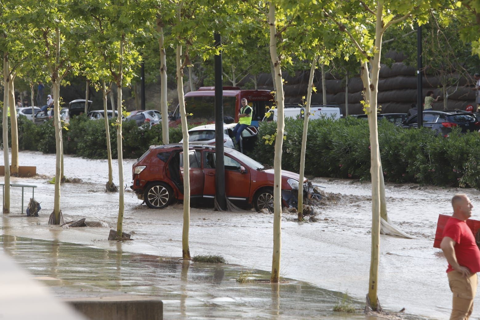 Se cumple un mes de la histórica tormenta que inundó Zaragoza