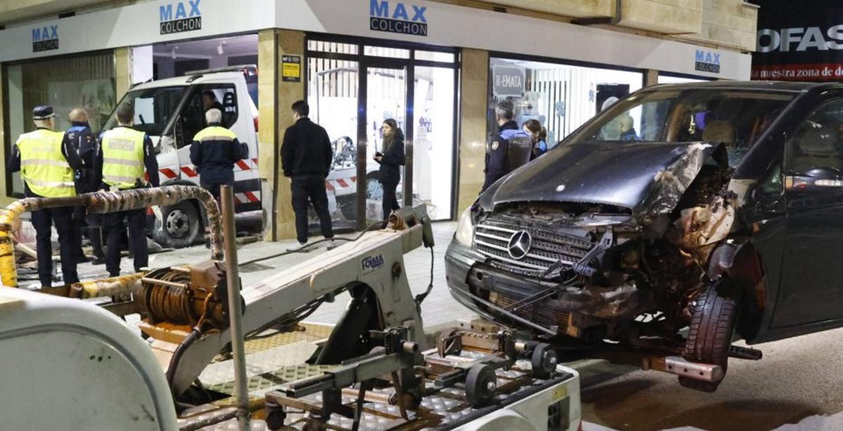 Las familias de los fallecidos en Constitución, rotas: "Es duro de asimilar"